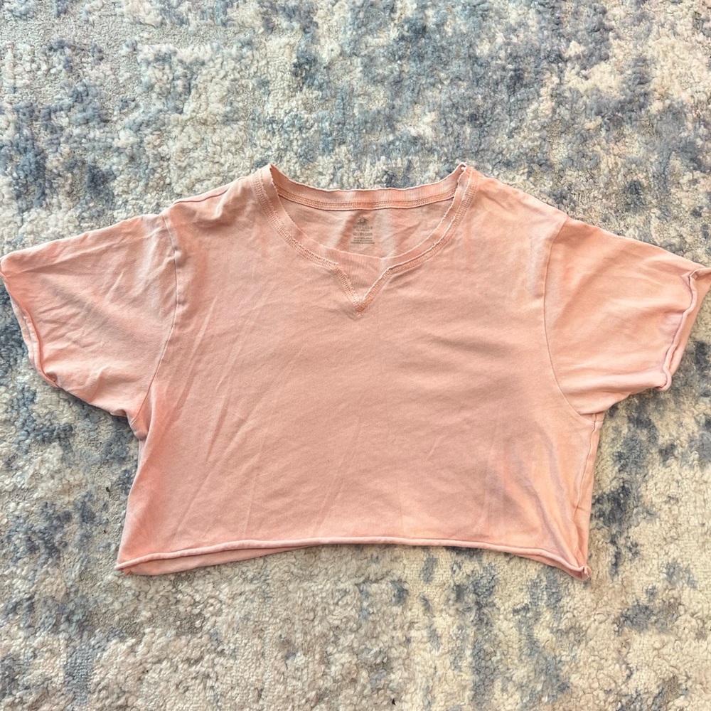 XS Aerie pink cropped t- shirt